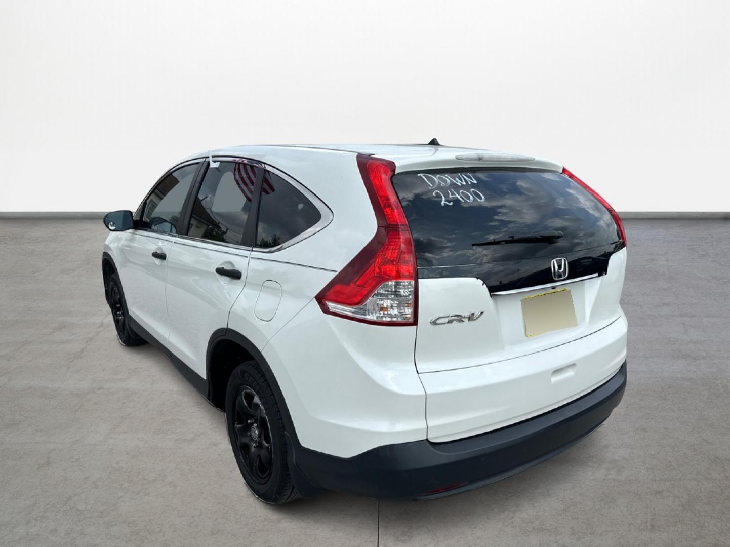 2014 Honda CR-V LX 2WD 5-Speed AT (5J6RM3H33EL) with an 2.4L L4 DOHC 16V engine, 5-Speed Automatic transmission, located at 16710 Clay Rd., Houston, TX, 77084, (281) 859-7900, 29.834864, -95.656166 - Photo#6