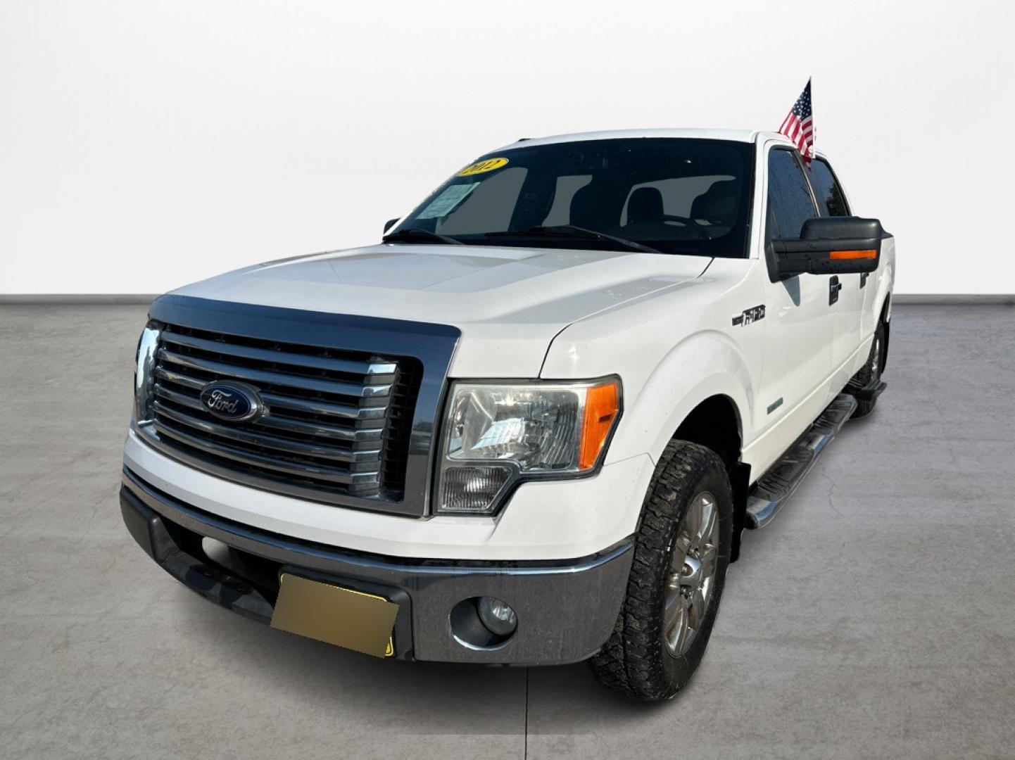 2012 Ford F-150 Platinum SuperCrew 6.5-ft. Bed 2WD (1FTFW1CT6CK) with an 3.5L V6 TURBO engine, 6-Speed Automatic transmission, located at 16710 Clay Rd., Houston, TX, 77084, (281) 859-7900, 29.834864, -95.656166 - Photo#0
