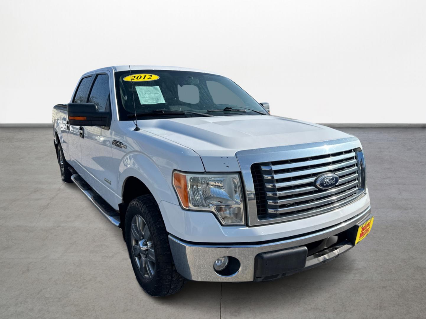 2012 Ford F-150 Platinum SuperCrew 6.5-ft. Bed 2WD (1FTFW1CT6CK) with an 3.5L V6 TURBO engine, 6-Speed Automatic transmission, located at 16710 Clay Rd., Houston, TX, 77084, (281) 859-7900, 29.834864, -95.656166 - Photo#2