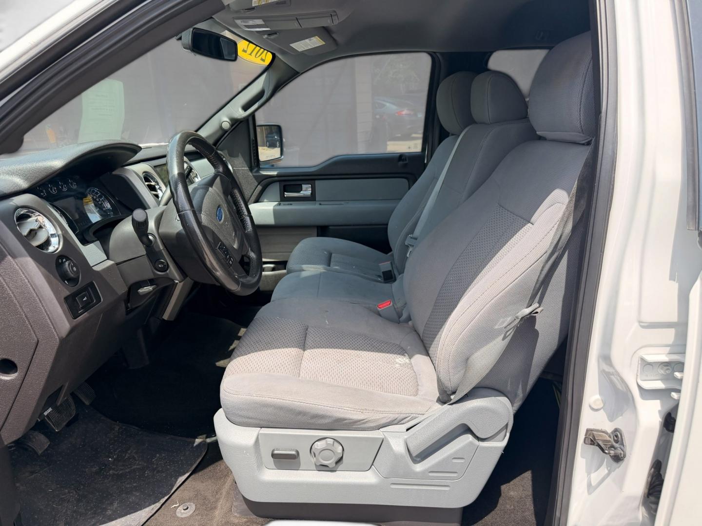2012 Ford F-150 Platinum SuperCrew 6.5-ft. Bed 2WD (1FTFW1CT6CK) with an 3.5L V6 TURBO engine, 6-Speed Automatic transmission, located at 16710 Clay Rd., Houston, TX, 77084, (281) 859-7900, 29.834864, -95.656166- Photo#10