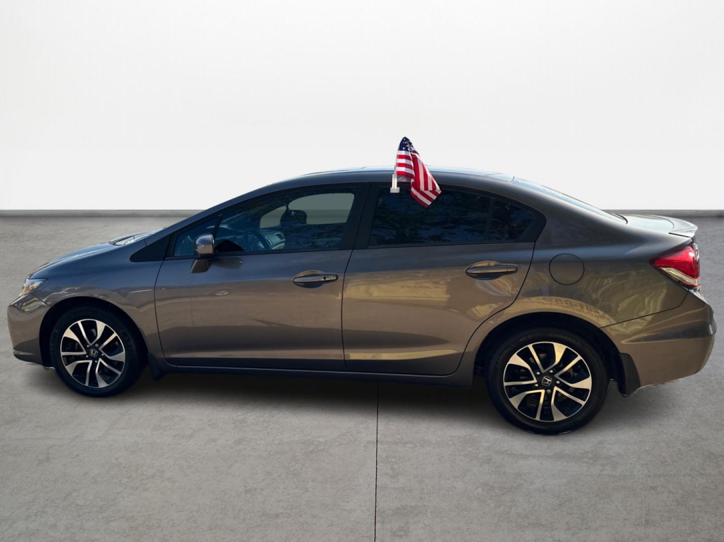 2015 Honda Civic EX Sedan CVT (19XFB2F81FE) with an 1.8L L4 SOHC 16V engine, Continuously Variable Transmission transmission, located at 16710 Clay Rd., Houston, TX, 77084, (281) 859-7900, 29.834864, -95.656166 - Photo#7