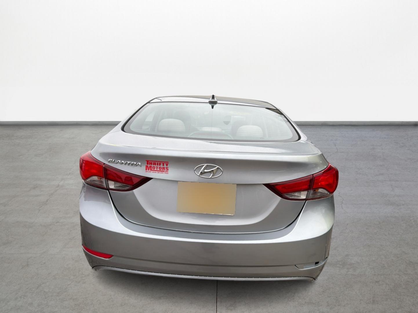 2016 Hyundai Elantra Limited (5NPDH4AE2GH) with an 1.8L L4 DOHC 16V engine, 6-Speed Automatic transmission, located at 16710 Clay Rd., Houston, TX, 77084, (281) 859-7900, 29.834864, -95.656166 - Photo#3