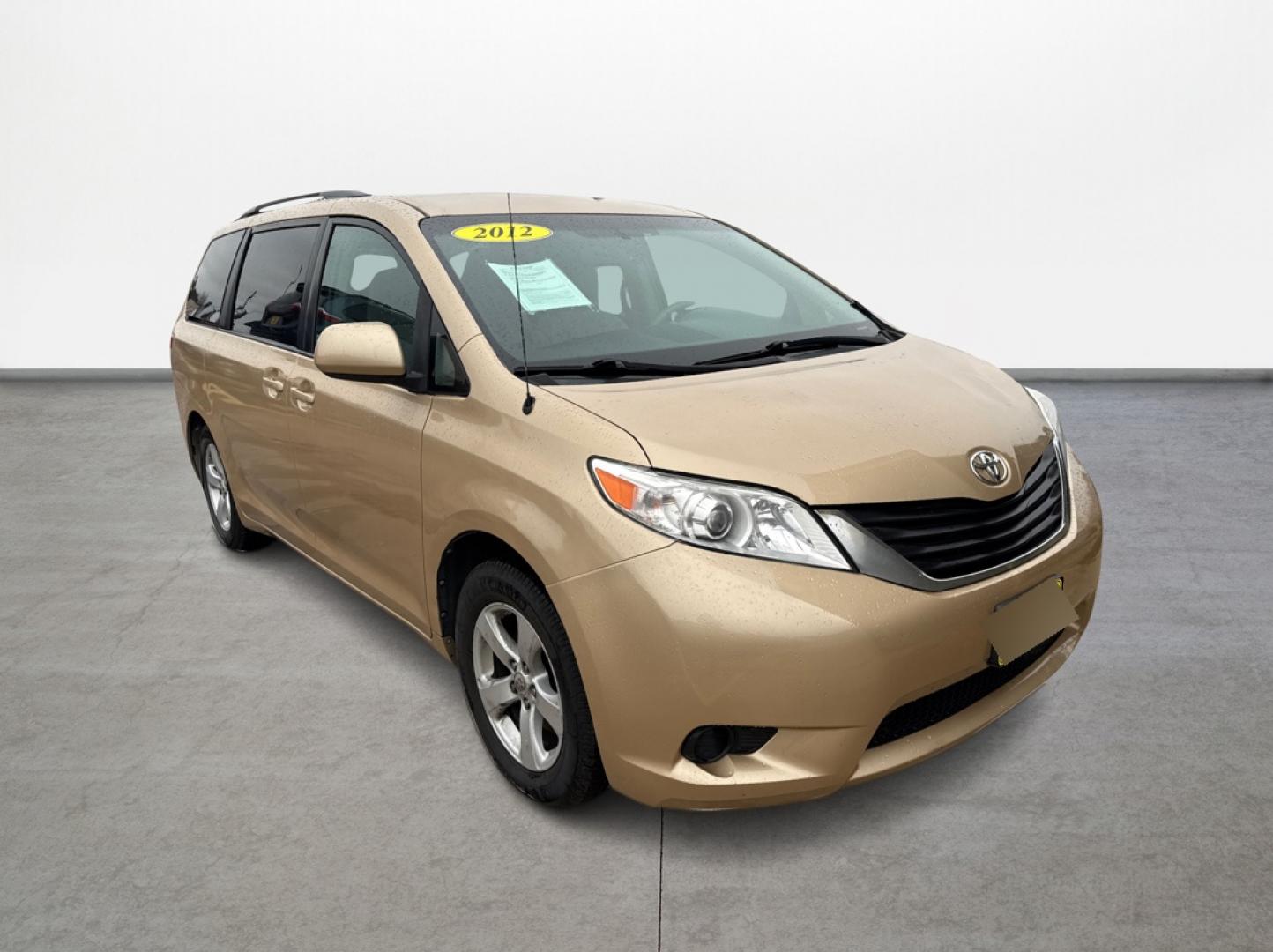 2012 Toyota Sienna LE FWD 8-Passenger V6 (5TDKK3DC8CS) with an 3.5L V6 EFI DOHC 24V engine, 5-Speed Automatic transmission, located at 16710 Clay Rd., Houston, TX, 77084, (281) 859-7900, 29.834864, -95.656166 - Photo#2