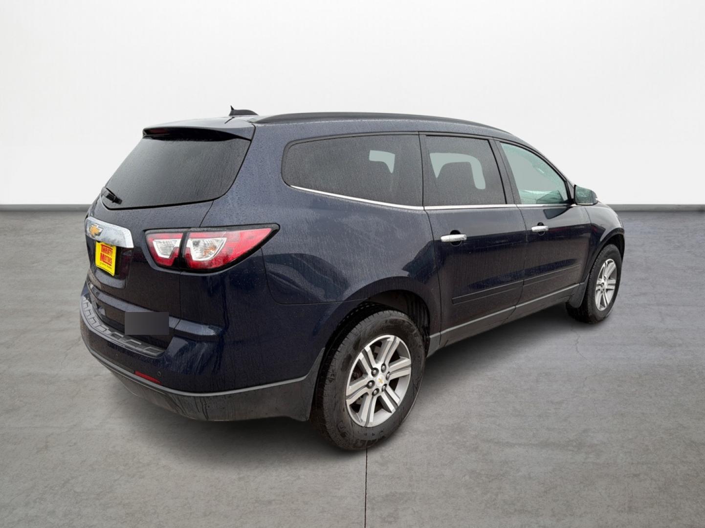 2016 Chevrolet Traverse 2LT FWD (1GNKRHKD9GJ) with an 3.6L V6 DOHC 24V engine, 6-Speed Automatic transmission, located at 16710 Clay Rd., Houston, TX, 77084, (281) 859-7900, 29.834864, -95.656166 - Photo#4