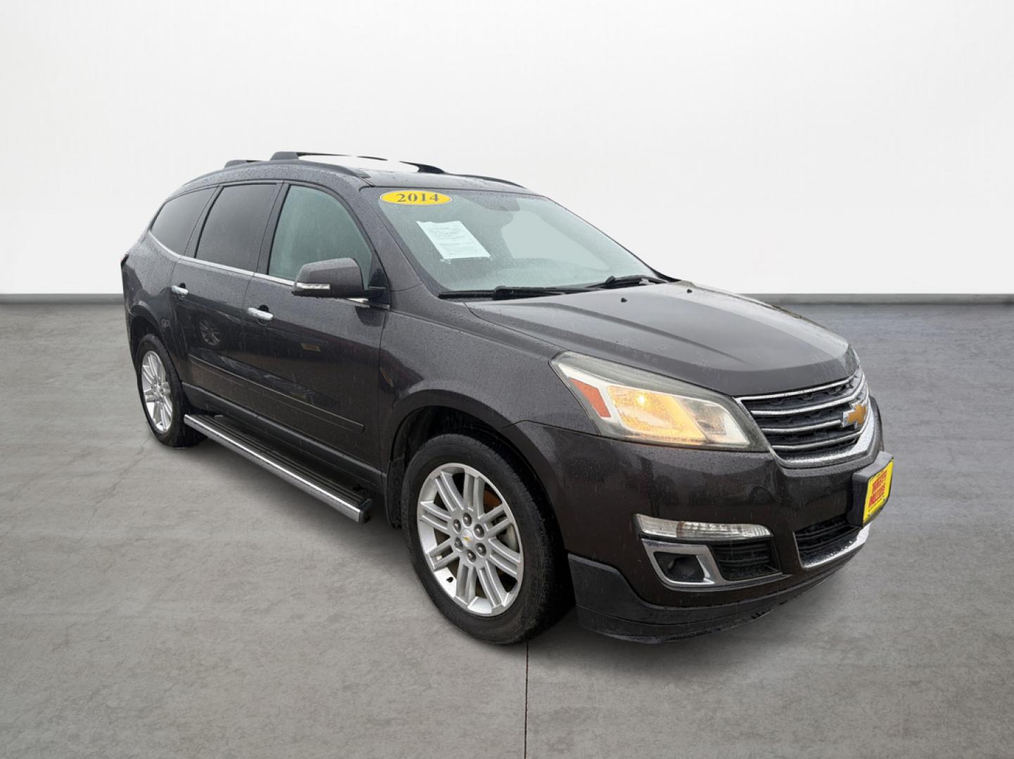 2014 Chevrolet Traverse 1LT FWD (1GNKRGKD1EJ) with an 3.6L V6 DOHC 24V engine, 6-Speed Automatic transmission, located at 16710 Clay Rd., Houston, TX, 77084, (281) 859-7900, 29.834864, -95.656166 - Photo#2