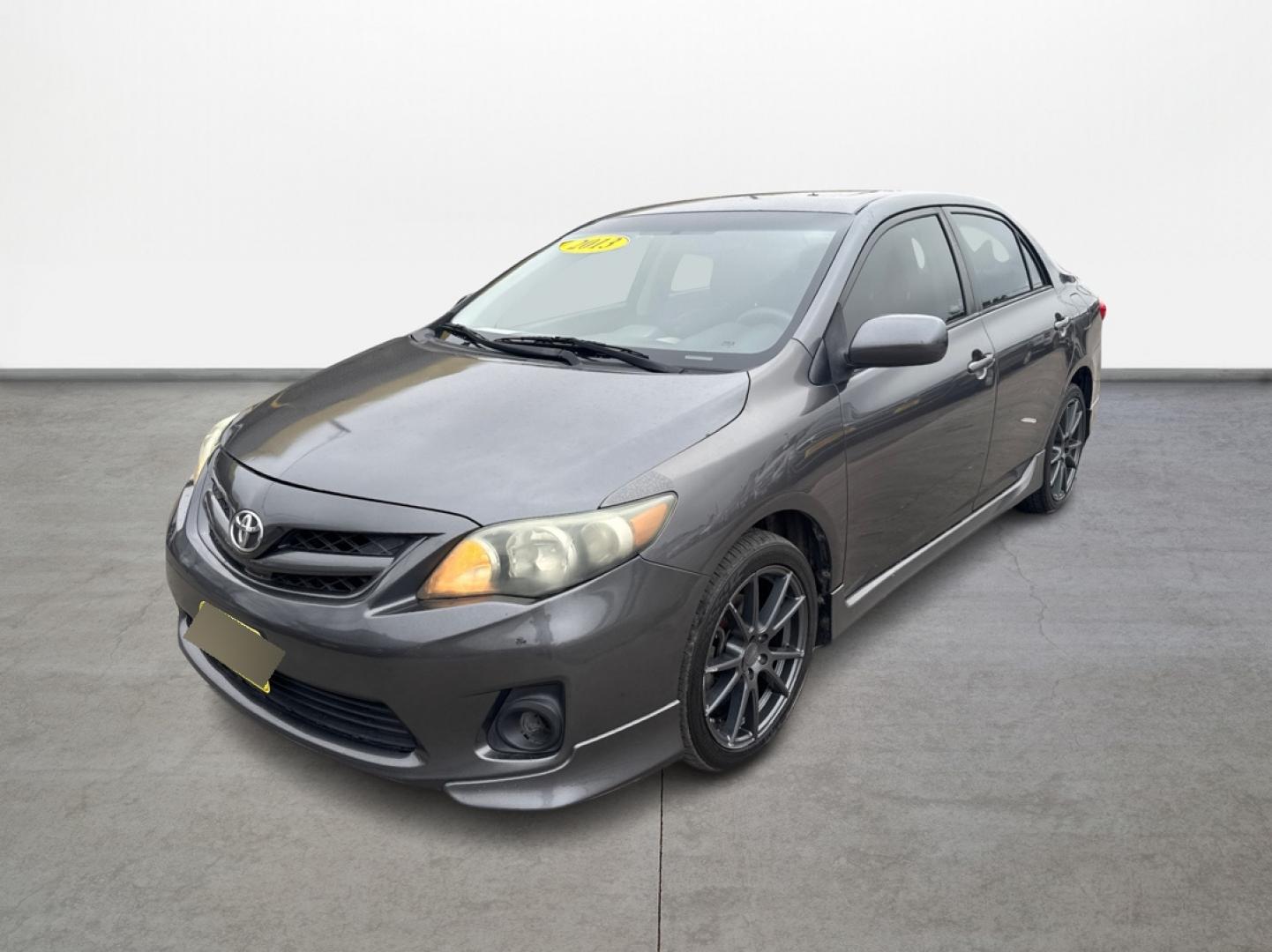 2013 Toyota Corolla LE 4-Speed AT (5YFBU4EE9DP) with an 1.8L L4 DOHC 16V engine, 4-Speed Automatic transmission, located at 16710 Clay Rd., Houston, TX, 77084, (281) 859-7900, 29.834864, -95.656166 - Photo#0