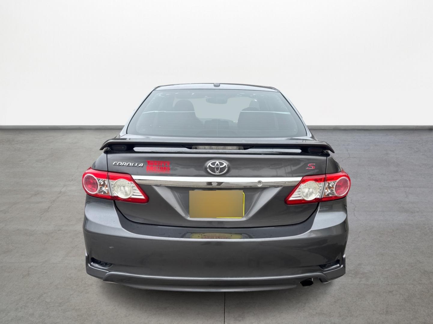 2013 Toyota Corolla LE 4-Speed AT (5YFBU4EE9DP) with an 1.8L L4 DOHC 16V engine, 4-Speed Automatic transmission, located at 16710 Clay Rd., Houston, TX, 77084, (281) 859-7900, 29.834864, -95.656166 - Photo#5