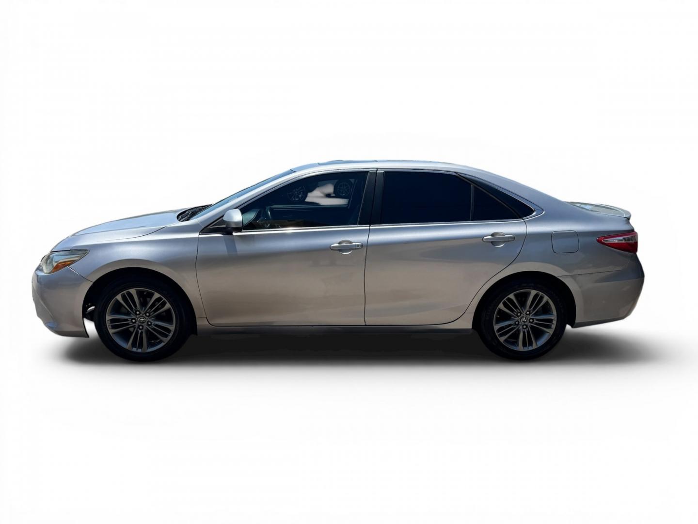 2017 Toyota Camry SE (4T1BF1FK4HU) with an 2.5L L4 DOHC 16V engine, 6A transmission, located at 16710 Clay Rd., Houston, TX, 77084, (281) 859-7900, 29.834864, -95.656166- Photo#2