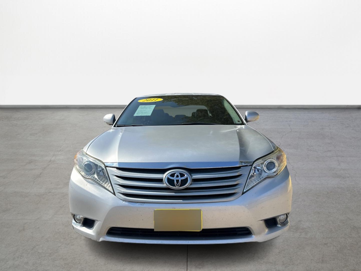 2011 Toyota Avalon Base (4T1BK3DB8BU) with an 3.5L V6 DOHC 24V engine, 6-Speed Automatic transmission, located at 16710 Clay Rd., Houston, TX, 77084, (281) 859-7900, 29.834864, -95.656166 - Photo#1