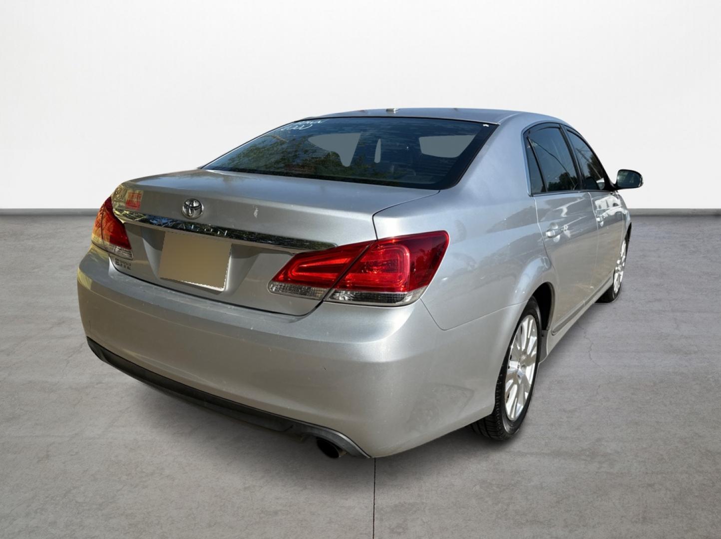 2011 Toyota Avalon Base (4T1BK3DB8BU) with an 3.5L V6 DOHC 24V engine, 6-Speed Automatic transmission, located at 16710 Clay Rd., Houston, TX, 77084, (281) 859-7900, 29.834864, -95.656166 - Photo#4