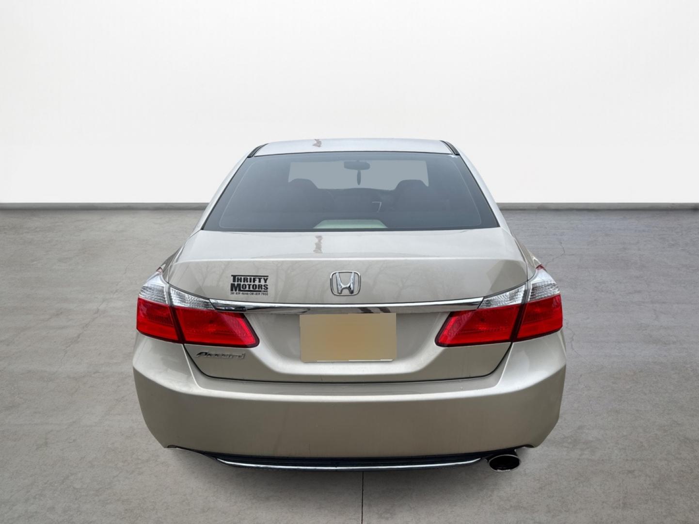 2013 Honda Accord LX Sedan CVT (1HGCR2F30DA) with an 2.4L L4 DOHC 16V engine, Continuously Variable Transmission transmission, located at 16710 Clay Rd., Houston, TX, 77084, (281) 859-7900, 29.834864, -95.656166 - Photo#5