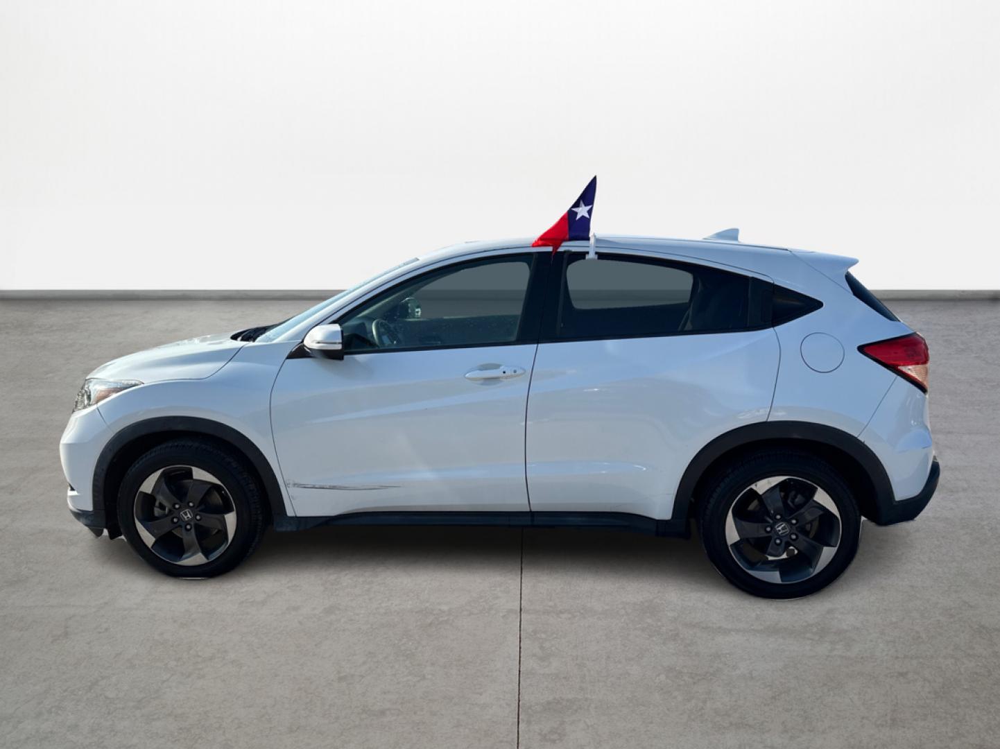 2018 Honda HR-V EX 2WD CVT (3CZRU5H50JM) with an 1.8L L4 DOHC 16V engine, CVT transmission, located at 16710 Clay Rd., Houston, TX, 77084, (281) 859-7900, 29.834864, -95.656166 - Photo#7