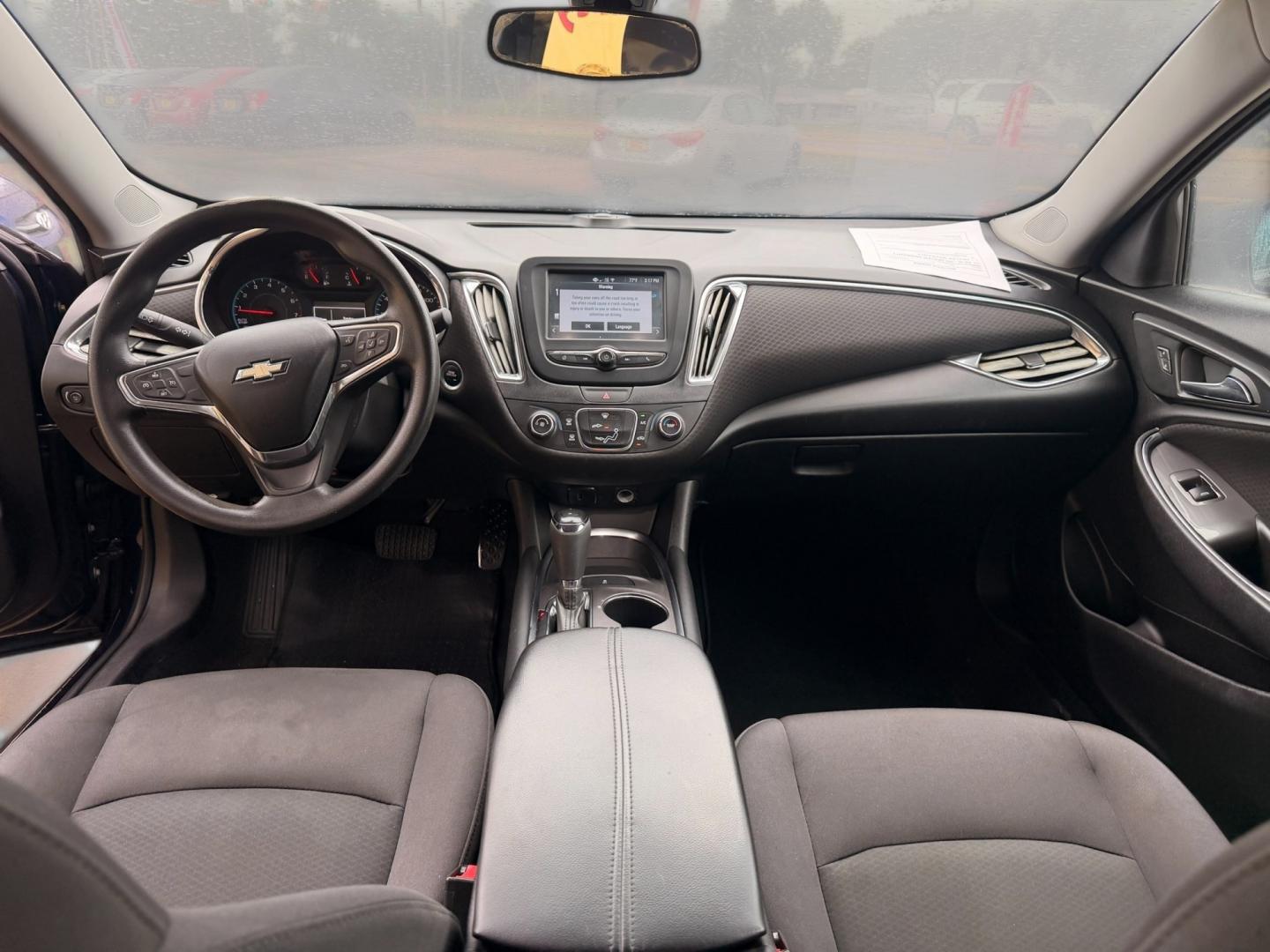 2017 Chevrolet Malibu 1LT (1G1ZE5ST6HF) with an 1.5L L4 DOHC 16V engine, 6A transmission, located at 16710 Clay Rd., Houston, TX, 77084, (281) 859-7900, 29.834864, -95.656166- Photo#9