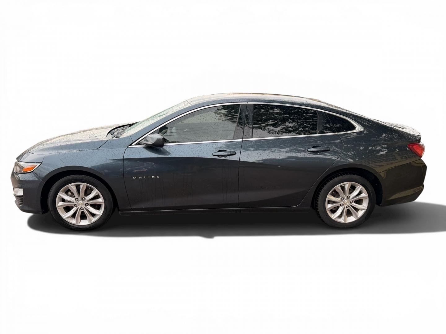 2020 Chevrolet Malibu LT (1G1ZD5ST9LF) with an 1.5L L4 DOHC 16V engine, 6A transmission, located at 16710 Clay Rd., Houston, TX, 77084, (281) 859-7900, 29.834864, -95.656166- Photo#4