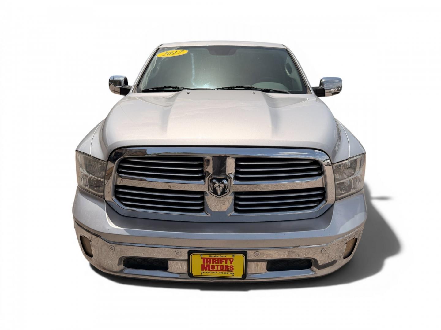 2017 RAM 1500 SLT Crew Cab SWB 2WD (1C6RR6LT2HS) with an 5.7L V8 OHV 16V engine, 8A transmission, located at 16710 Clay Rd., Houston, TX, 77084, (281) 859-7900, 29.834864, -95.656166- Photo#8