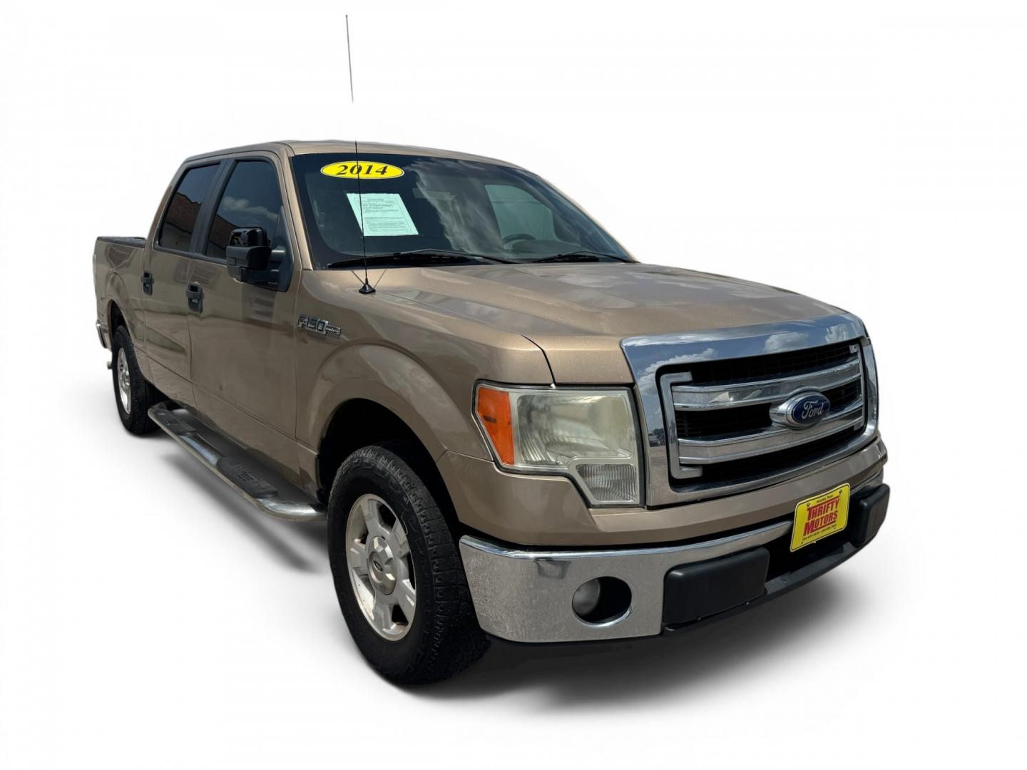 2014 Ford F-150 XLT SuperCrew 5.5-ft. Bed 2WD (1FTEW1CM2EK) with an 3.7L V6 DOHC 24V engine, 6A transmission, located at 16710 Clay Rd., Houston, TX, 77084, (281) 859-7900, 29.834864, -95.656166- Photo#0