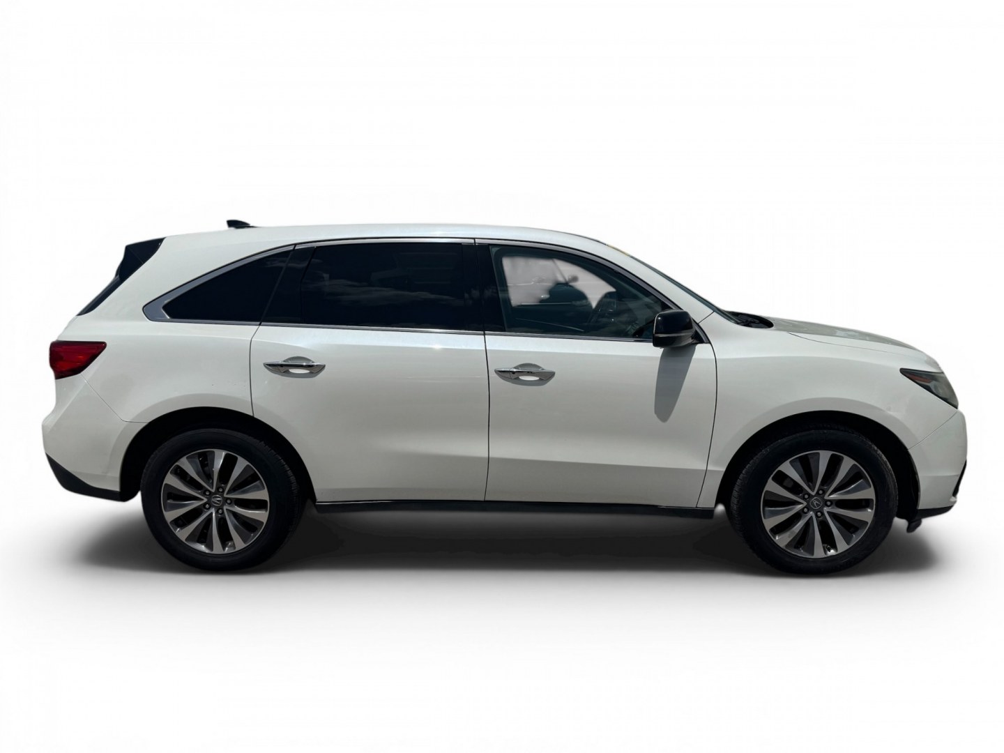 2016 Acura MDX SH-AWD 9-Spd AT w/Tech Package (5FRYD4H42GB) with an 3.5L V6 SOHC 24V engine, 9A transmission, located at 16710 Clay Rd., Houston, TX, 77084, (281) 859-7900, 29.834864, -95.656166- Photo#4