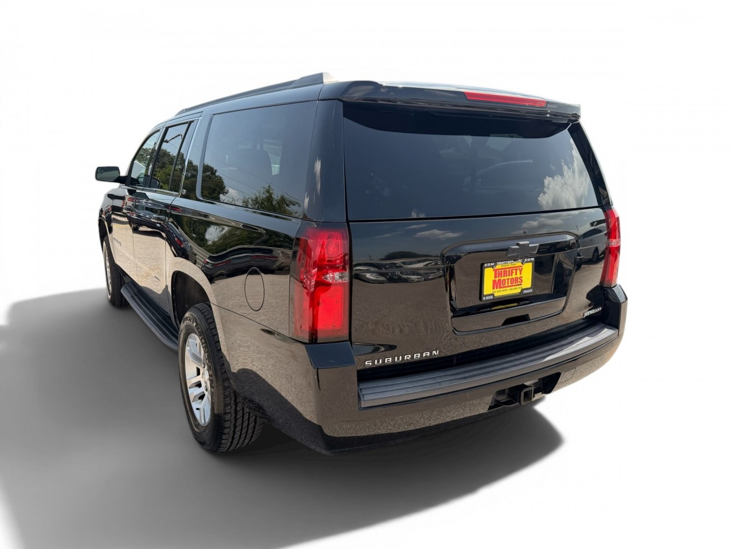 2017 Chevrolet Suburban LT 2WD (1GNSCHKC5HR) with an 5.3L V8 OHV 16V engine, 6A transmission, located at 16710 Clay Rd., Houston, TX, 77084, (281) 859-7900, 29.834864, -95.656166- Photo#3
