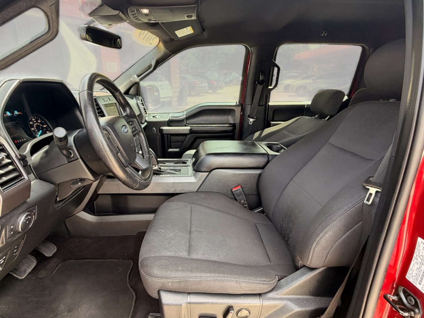 2019 Ford F-150 King-Ranch SuperCrew 5.5-ft. 2WD (1FTEW1C56KK) with an 5.0L V8 OHV 32V engine, 6A transmission, located at 16710 Clay Rd., Houston, TX, 77084, (281) 859-7900, 29.834864, -95.656166- Photo#10