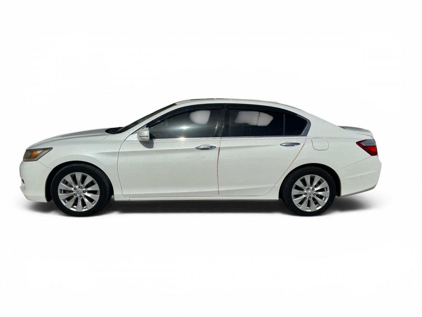 2013 Honda Accord Touring V6 Sedan (1HGCR3F93DA) with an 3.5L V6 SOHC 24V engine, 6-Speed Automatic transmission, located at 16710 Clay Rd., Houston, TX, 77084, (281) 859-7900, 29.834864, -95.656166- Photo#7