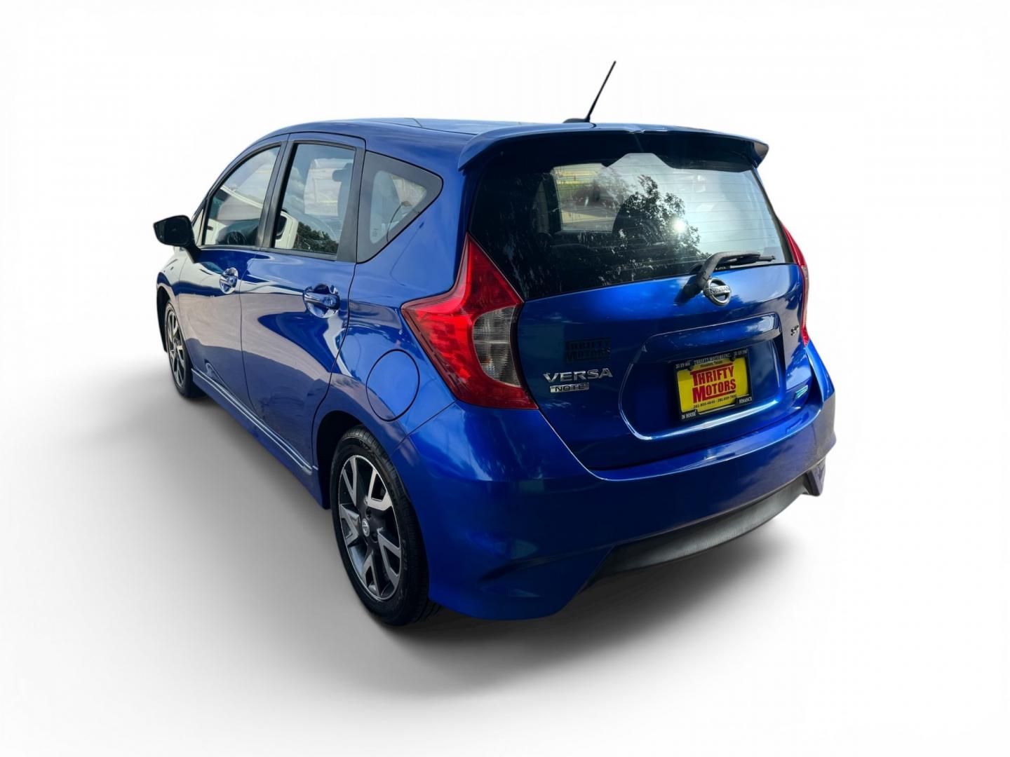 2015 Nissan Versa Note S 5MT (3N1CE2CP1FL) with an 1.6L L4 DOHC 16V engine, 5M transmission, located at 16710 Clay Rd., Houston, TX, 77084, (281) 859-7900, 29.834864, -95.656166- Photo#1