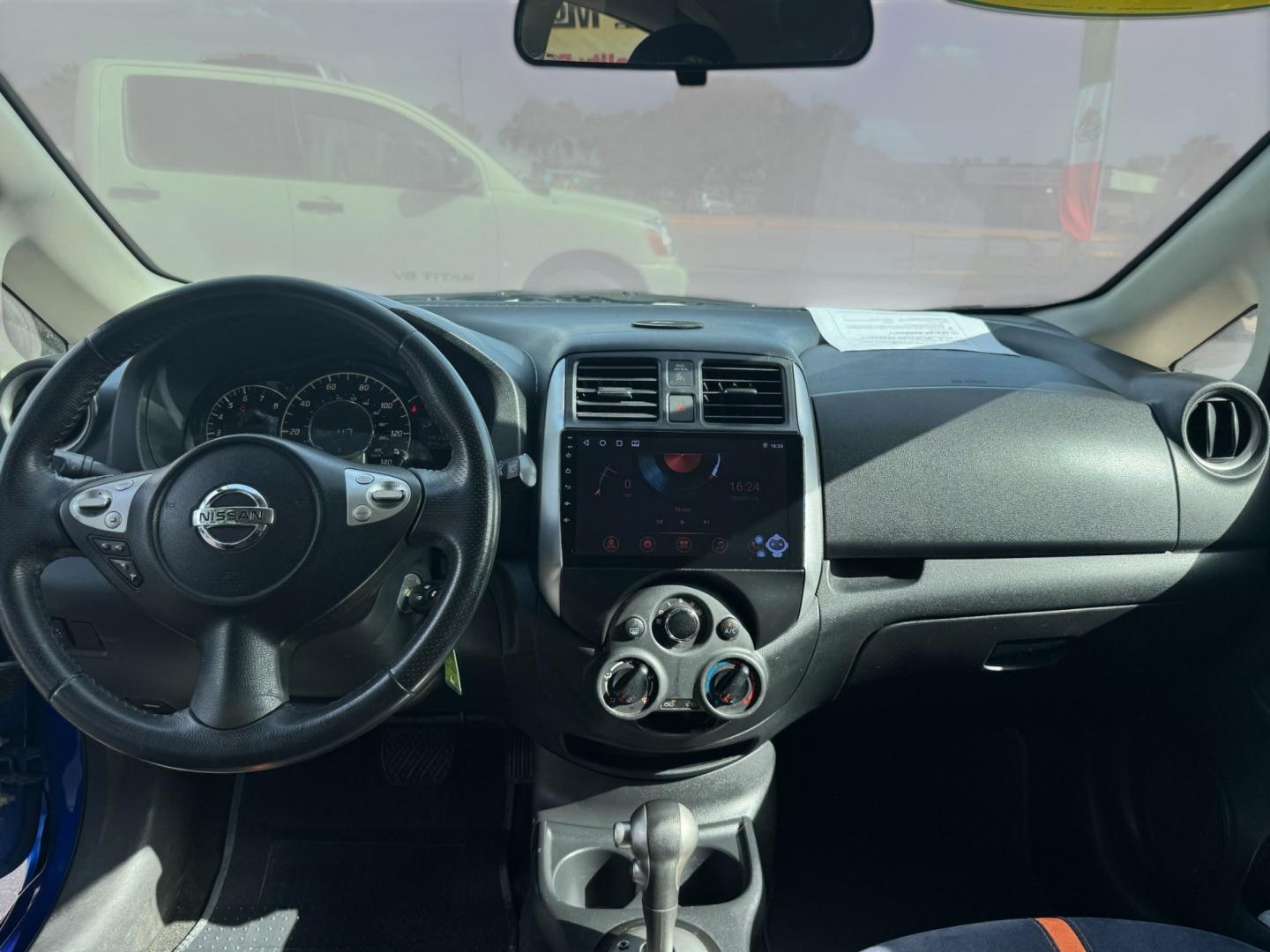 2015 Nissan Versa Note S 5MT (3N1CE2CP1FL) with an 1.6L L4 DOHC 16V engine, 5M transmission, located at 16710 Clay Rd., Houston, TX, 77084, (281) 859-7900, 29.834864, -95.656166- Photo#8