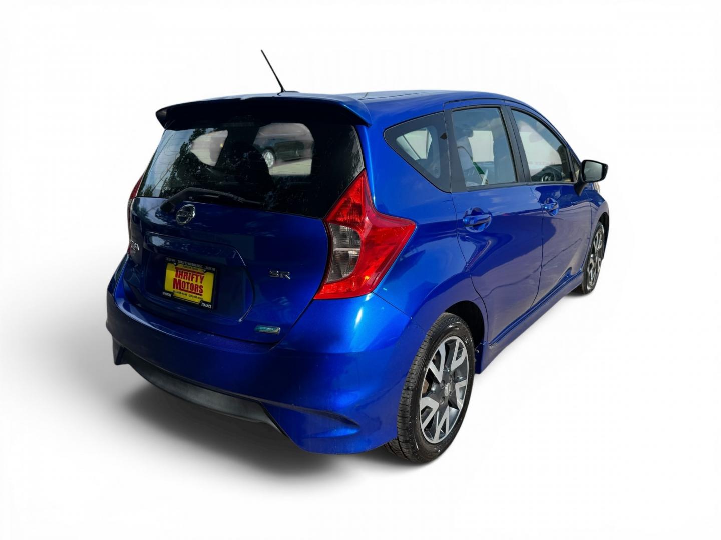 2015 Nissan Versa Note S 5MT (3N1CE2CP1FL) with an 1.6L L4 DOHC 16V engine, 5M transmission, located at 16710 Clay Rd., Houston, TX, 77084, (281) 859-7900, 29.834864, -95.656166- Photo#6