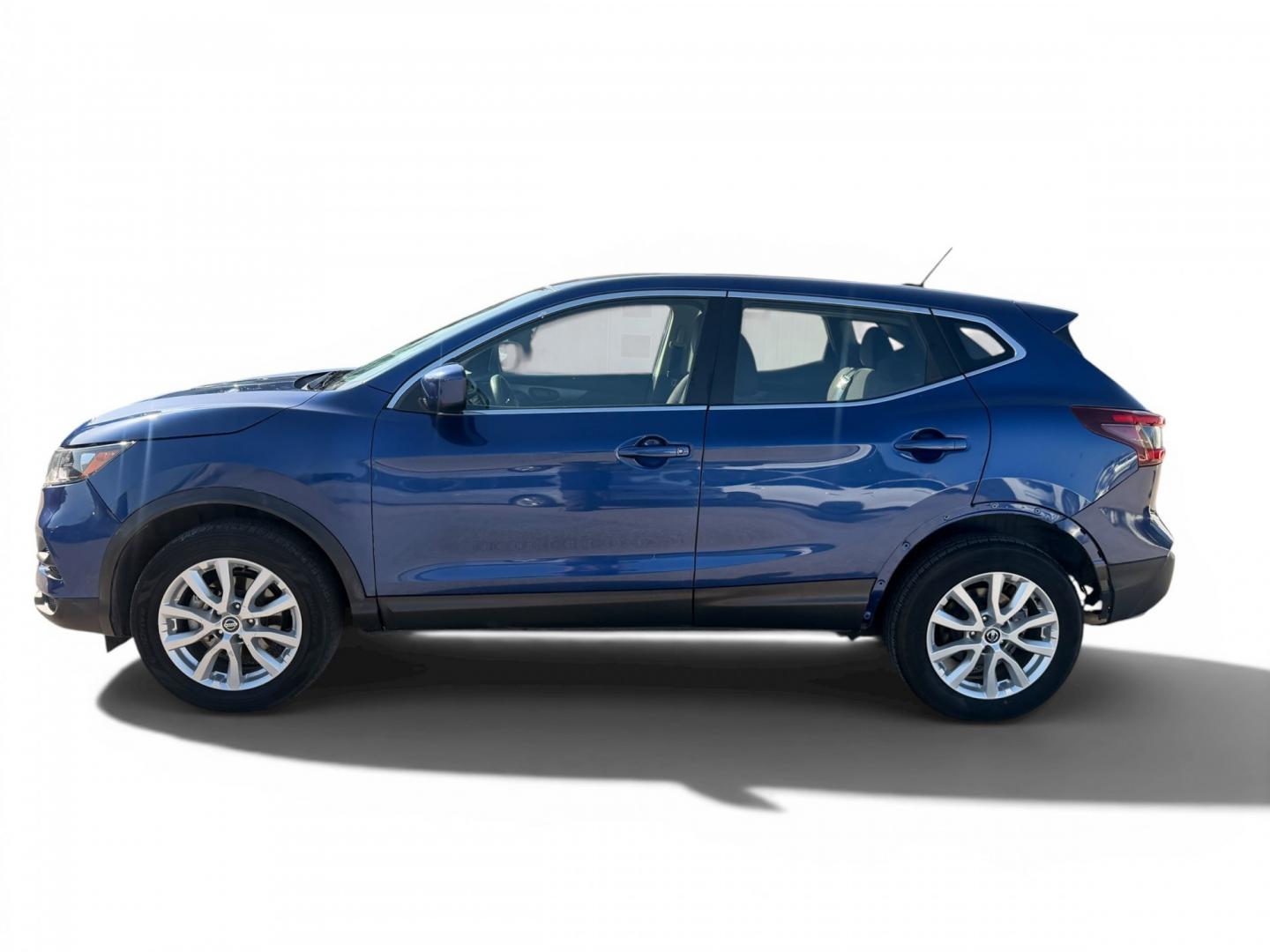 2021 Nissan Rogue Sport S AWD (JN1BJ1AW0MW) with an 2.0L L4 DOHC 16V engine, CVT transmission, located at 16710 Clay Rd., Houston, TX, 77084, (281) 859-7900, 29.834864, -95.656166- Photo#3
