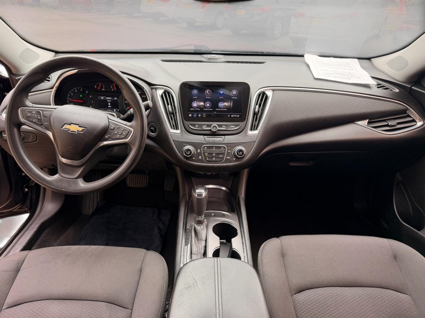 2020 Chevrolet Malibu LT (1G1ZD5ST2LF) with an 1.5L L4 DOHC 16V engine, 6A transmission, located at 16710 Clay Rd., Houston, TX, 77084, (281) 859-7900, 29.834864, -95.656166- Photo#9