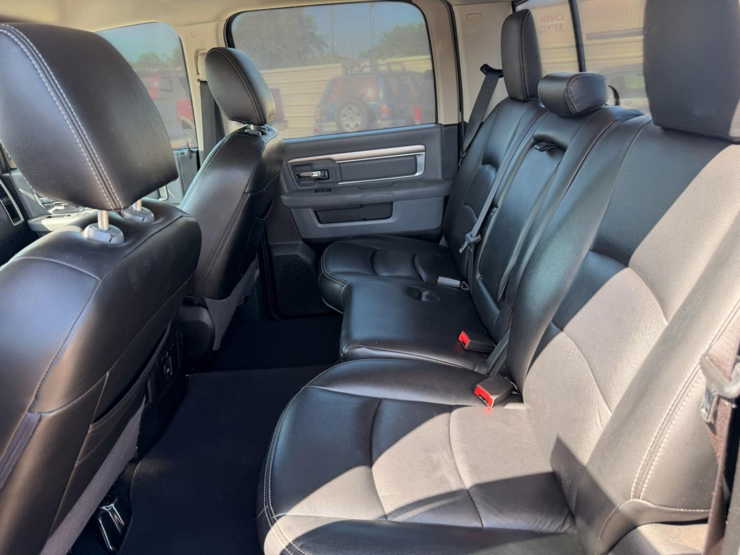 2015 RAM 1500 SLT Crew Cab SWB 2WD (1C6RR6LM1FS) with an 3.6L V6 DOHC 24V DIESEL engine, 6A transmission, located at 16710 Clay Rd., Houston, TX, 77084, (281) 859-7900, 29.834864, -95.656166- Photo#11
