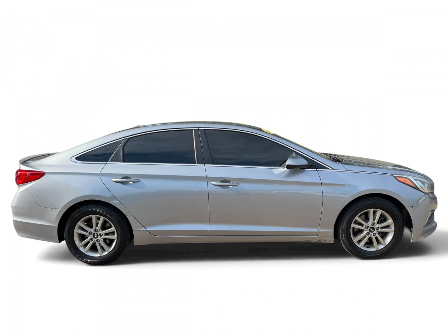2017 Hyundai Sonata SE (5NPE24AF2HH) with an 2.4L L4 DOHC 16V engine, 7A transmission, located at 16710 Clay Rd., Houston, TX, 77084, (281) 859-7900, 29.834864, -95.656166- Photo#3