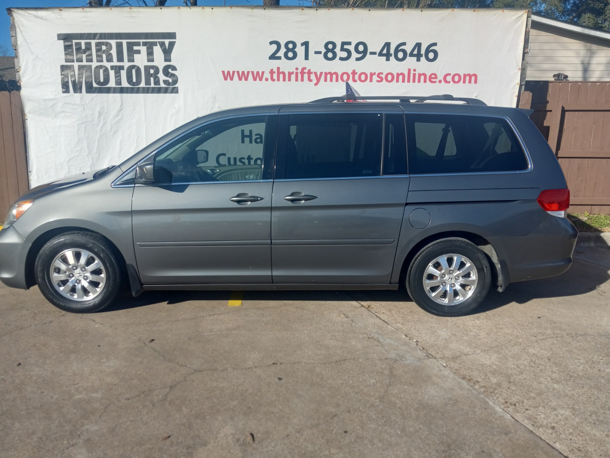 photo of 2008 Honda Odyssey EX L 4dr Mini Van