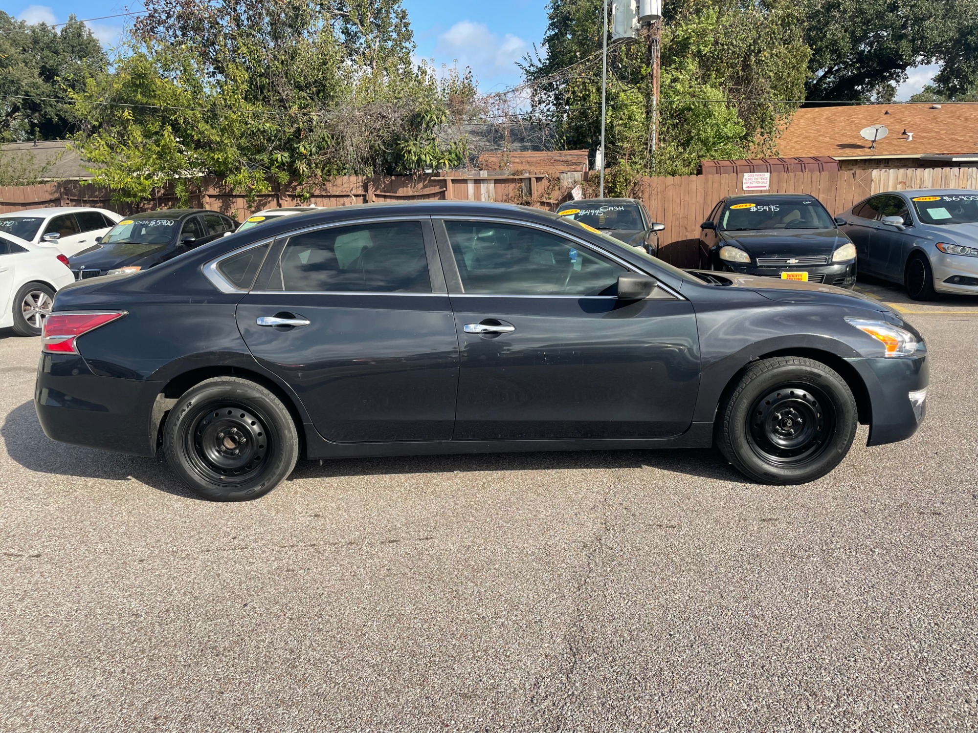 photo of 2014 Nissan Altima 2.5 SL