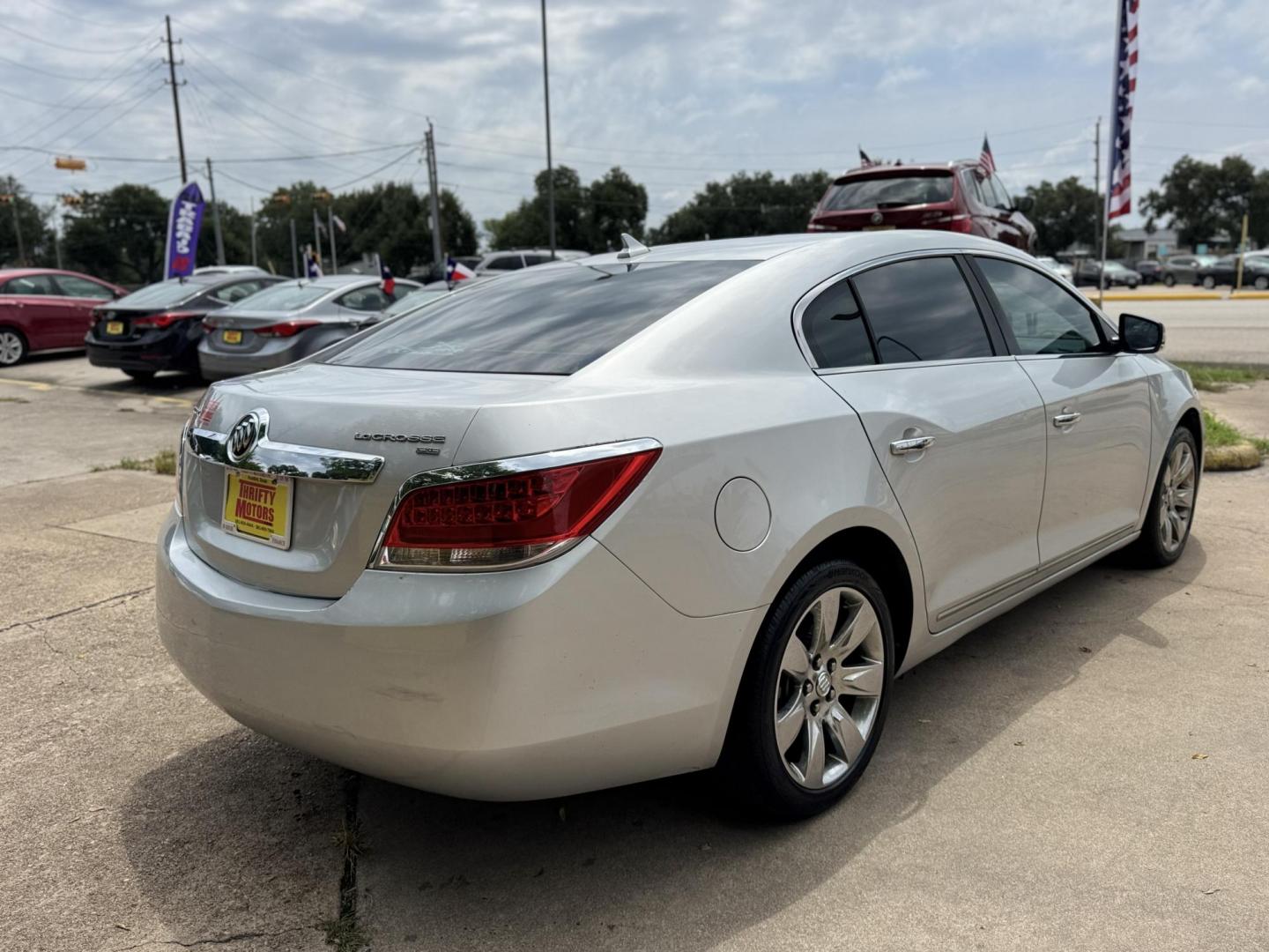 2011 /GRAY Buick LaCrosse CXL FWD (1G4GC5GD9BF) with an 3.6L V6 DOHC 24V engine, 6-Speed Automatic Overdrive transmission, located at 16710 Clay Rd., Houston, TX, 77084, (281) 859-7900, 29.834864, -95.656166 - LOW DOWN......LOW PAYMENTS..... WE DO ALL KINGS OF BAD CREDIT - Photo#8