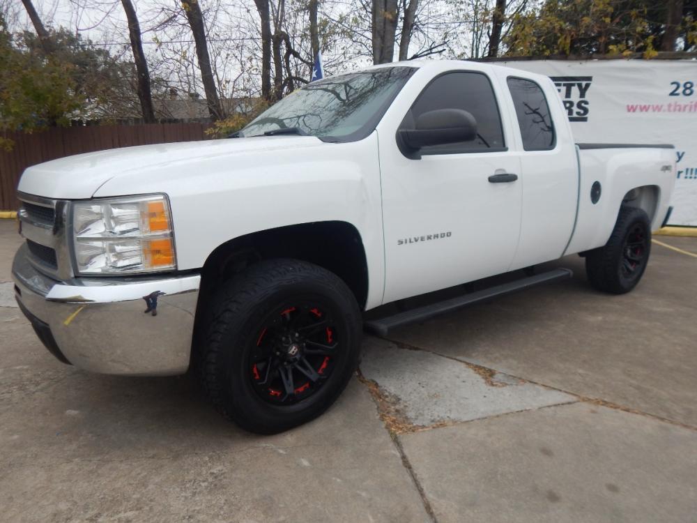 2012 White Chevrolet Silverado 1500 Work Truck Ext. Cab 4WD (1GCRKPEA6CZ) with an 4.8L V8 OHV 16V engine, 4-Speed Automatic transmission, located at 16710 Clay Rd., Houston, TX, 77084, (281) 859-7900, 29.834864, -95.656166 - Photo #1
