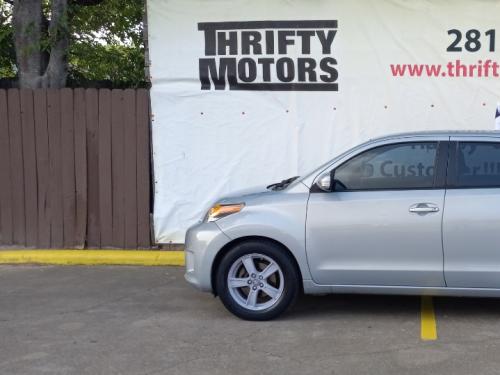 2013 Scion xD 5-Door Hatchback 4-Spd AT