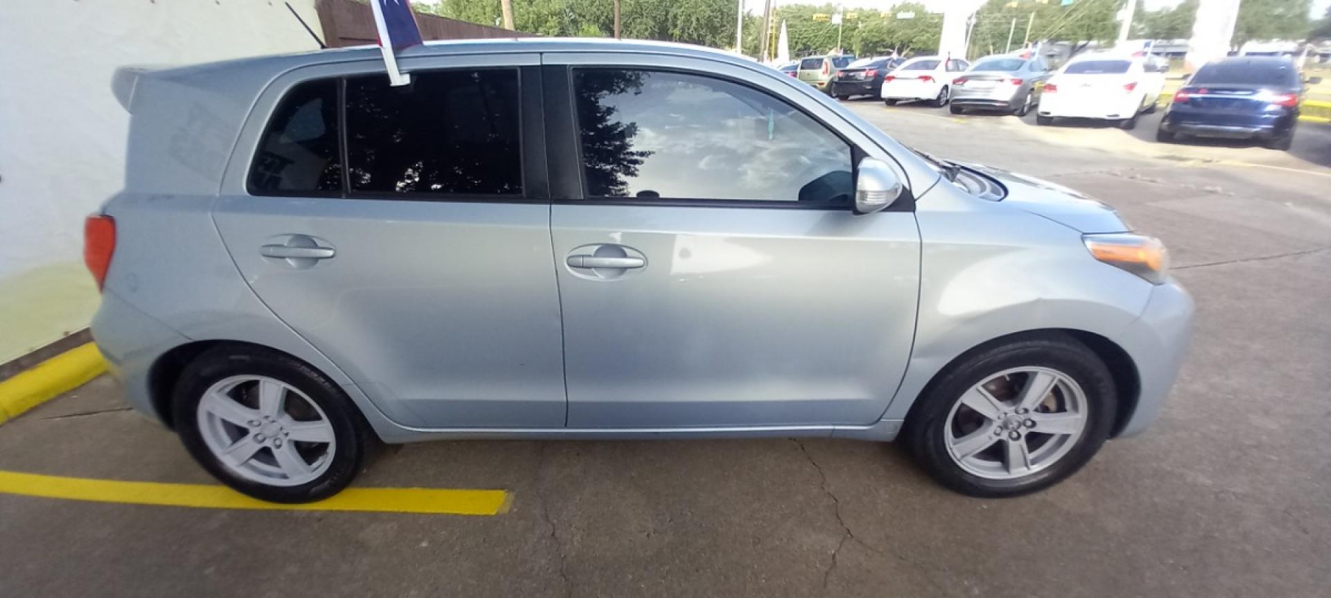 2013 Gray Scion xD 5-Door Hatchback 4-Spd AT (JTKKUPB45D1) with an 1.8L L4 DOHC16V engine, 4-Speed Automatic transmission, located at 16710 Clay Rd., Houston, TX, 77084, (281) 859-7900, 29.834864, -95.656166 - Low Down. Low Payments. - Photo#4