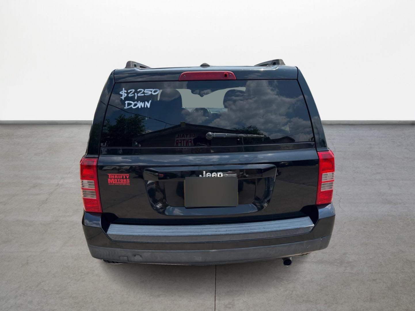 2016 Black Jeep Patriot Sport 2WD (1C4NJPBAXGD) with an 2.0L L4 DOHC 16V engine, located at 16710 Clay Rd., Houston, TX, 77084, (281) 859-7900, 29.834864, -95.656166 - Low Down. Low Payments. - Photo#5
