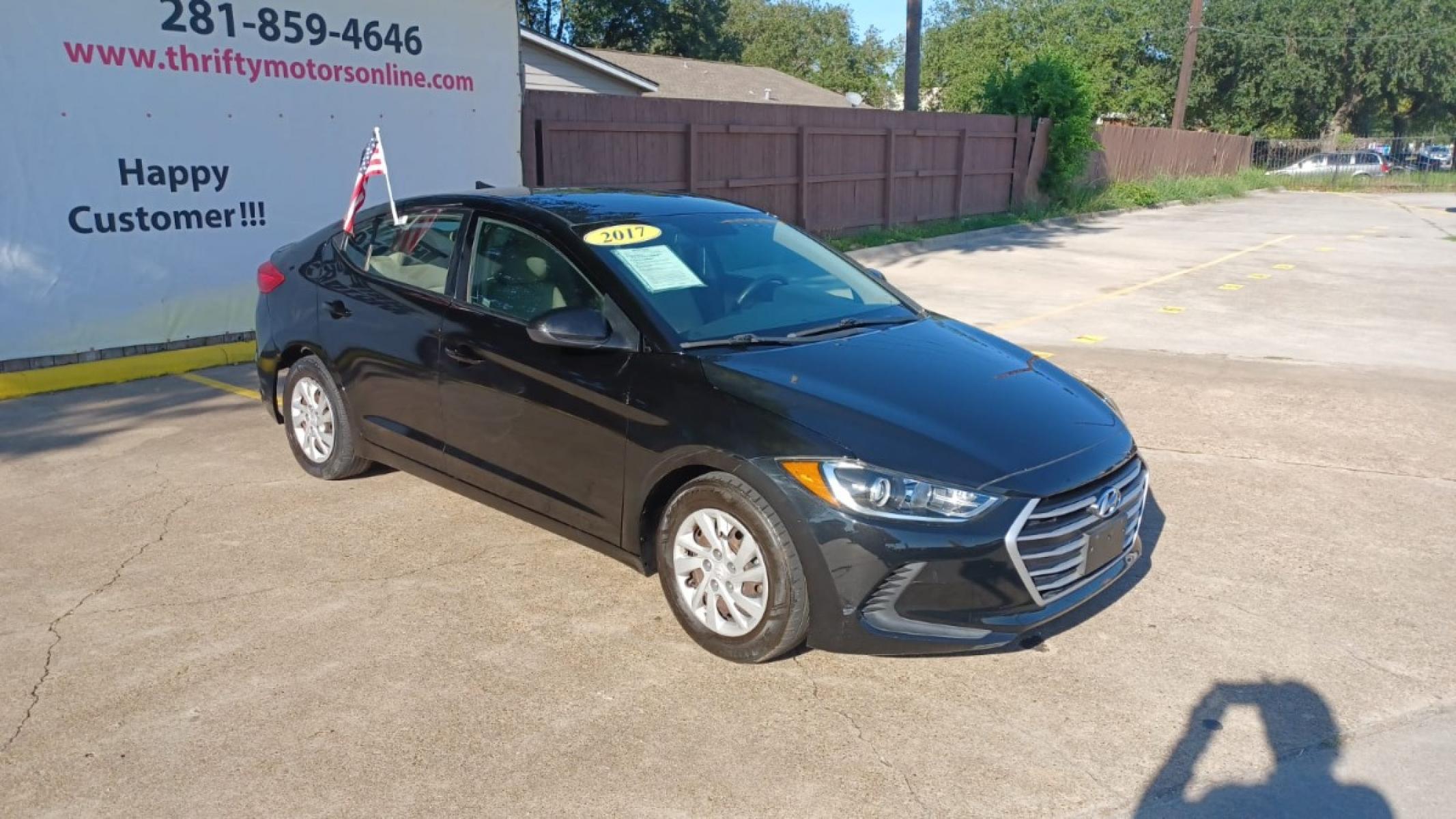 2017 Black Hyundai Elantra SE 6AT (5NPD74LFXHH) with an 1.8L L4 DOHC 16V engine, 6A transmission, located at 16710 Clay Rd., Houston, TX, 77084, (281) 859-7900, 29.834864, -95.656166 - Low Down. Low Payments. - Photo #3