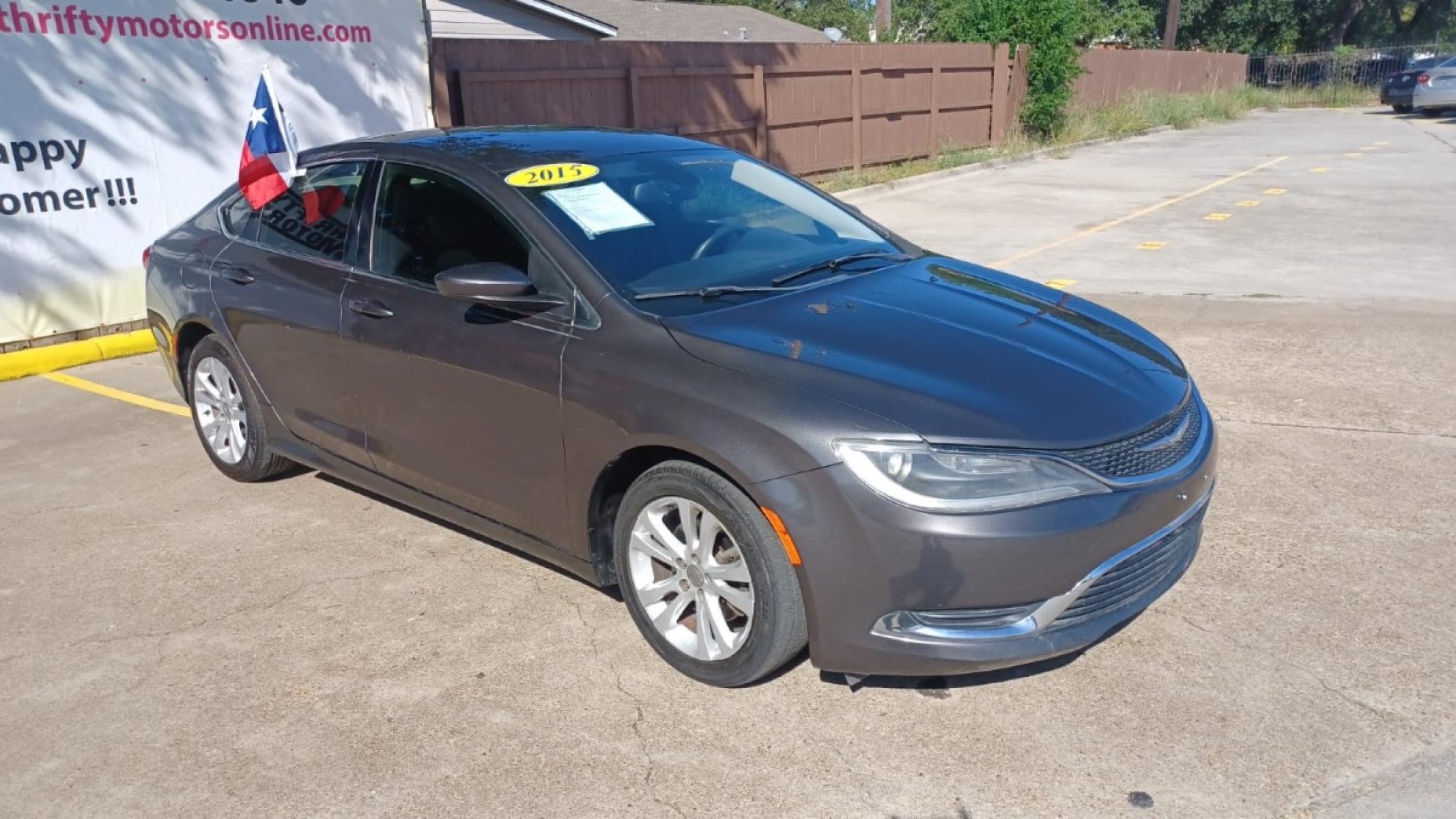 2015 Gray Chrysler 200 Limited (1C3CCCAB5FN) with an 2.4L L4 DOHC 16V engine, 9-Speed Automatic transmission, located at 16710 Clay Rd., Houston, TX, 77084, (281) 859-7900, 29.834864, -95.656166 - Photo #3