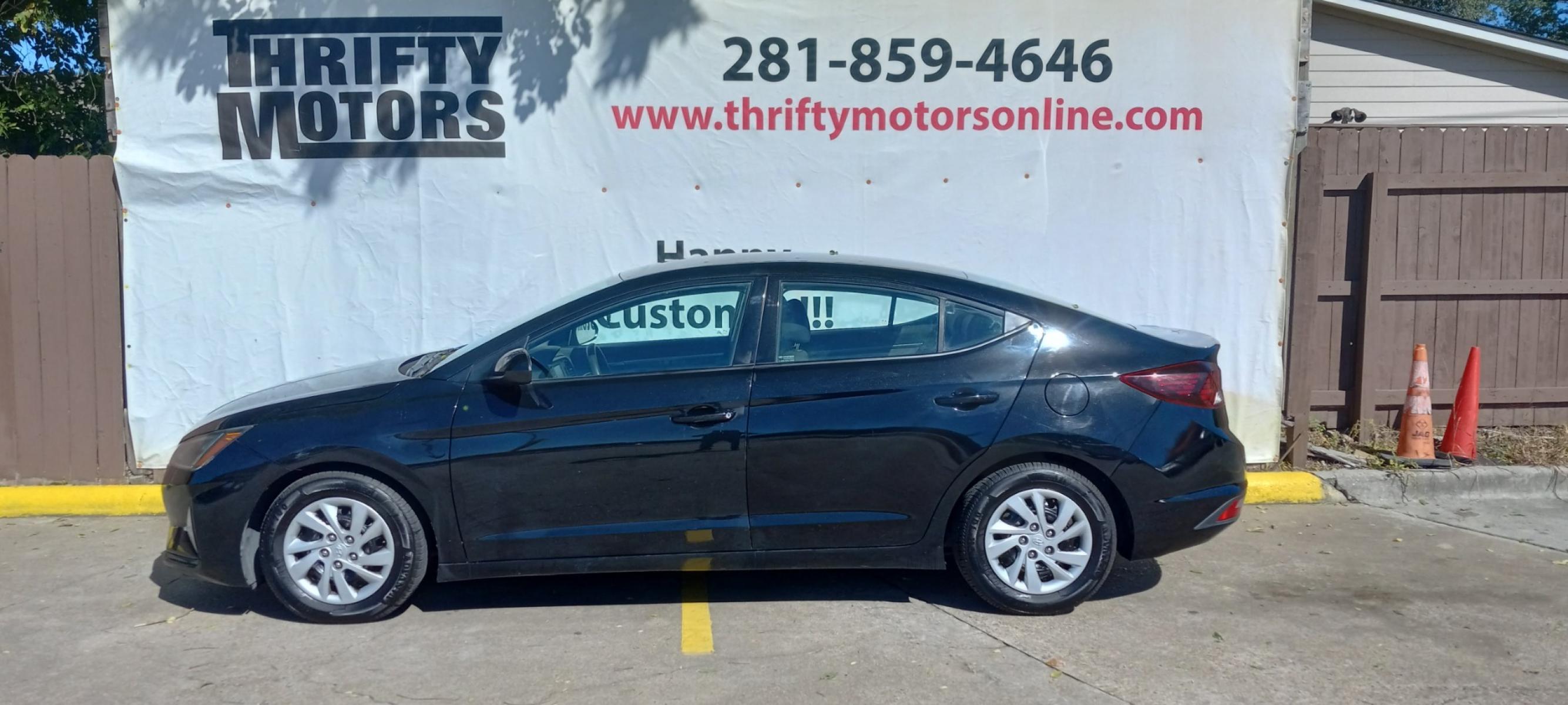 2019 BLACK Hyundai Elantra SE 6AT (5NPD74LF0KH) with an 1.8L L4 DOHC 16V engine, 6A transmission, located at 16710 Clay Rd., Houston, TX, 77084, (281) 859-7900, 29.834864, -95.656166 - Low Down. Low Payments. - Photo #0