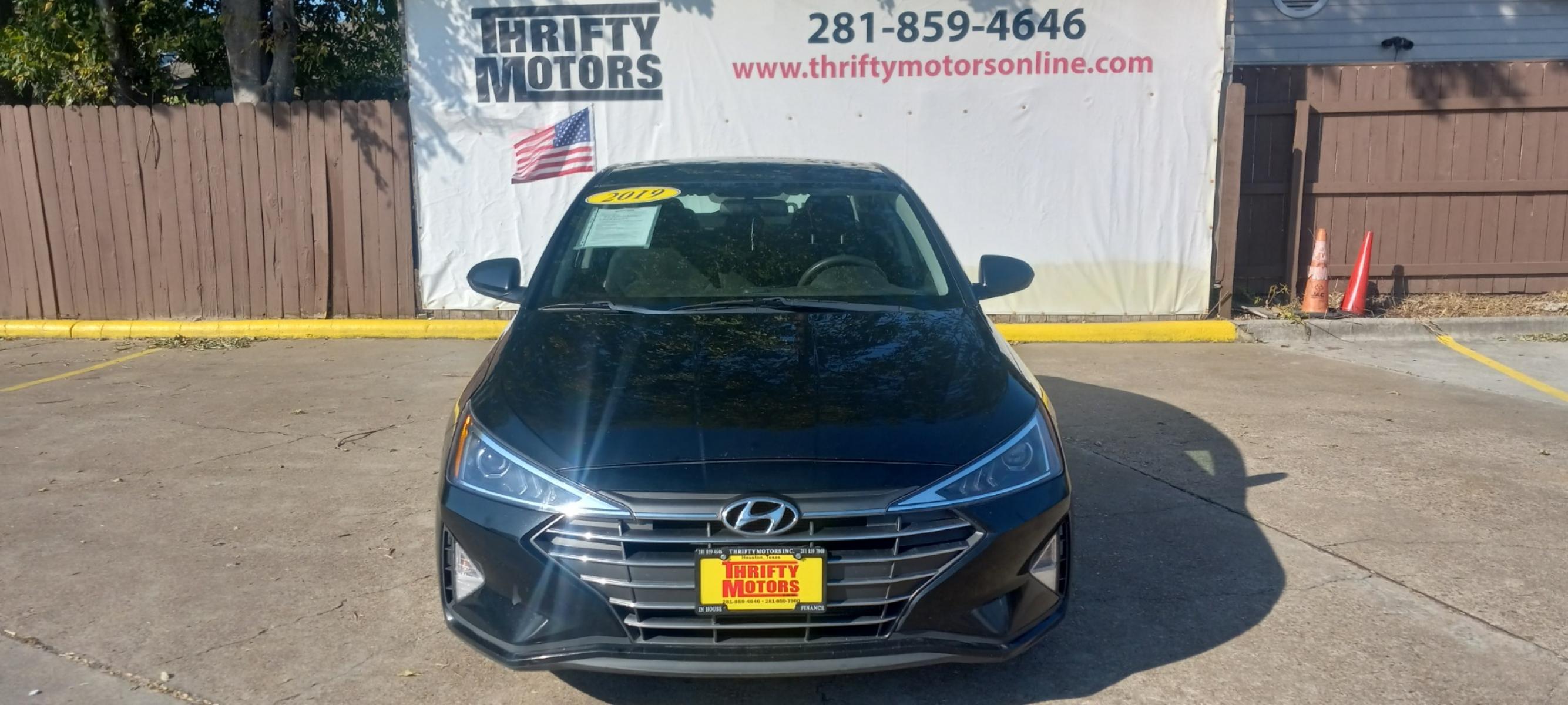 2019 BLACK Hyundai Elantra SE 6AT (5NPD74LFXKH) with an 1.8L L4 DOHC 16V engine, 6A transmission, located at 16710 Clay Rd., Houston, TX, 77084, (281) 859-7900, 29.834864, -95.656166 - Low Down. Low Payments. - Photo #1