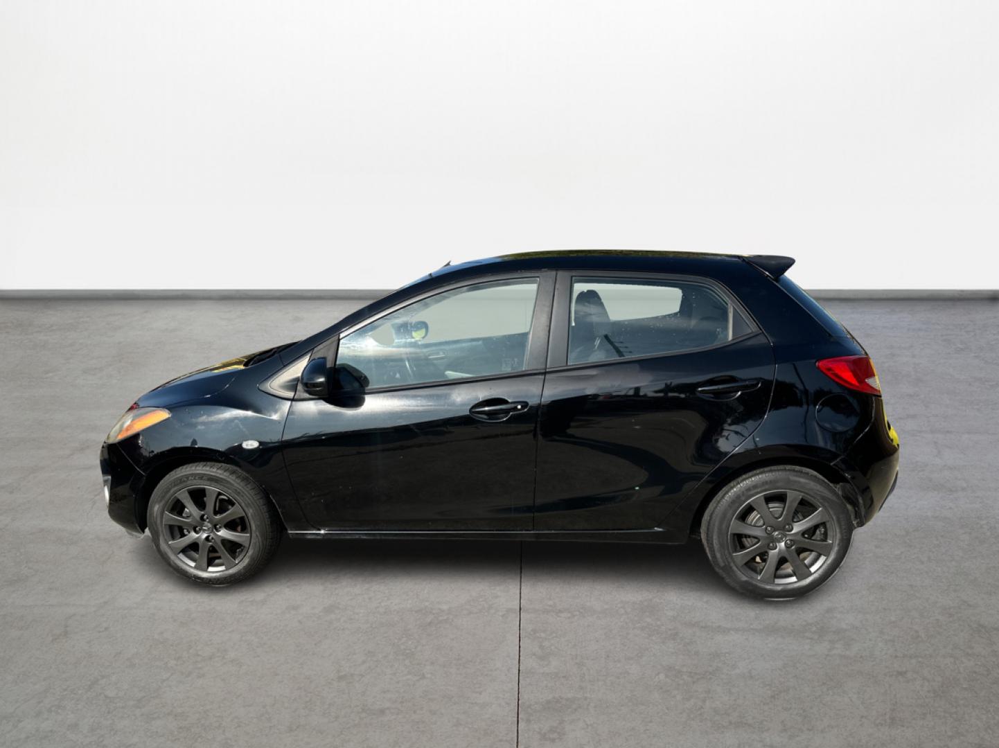 2013 BLACK Mazda MAZDA2 Touring (JM1DE1LY7D0) with an 1.5L L4 DOHC 16V engine, located at 16710 Clay Rd., Houston, TX, 77084, (281) 859-7900, 29.834864, -95.656166 - Photo#7