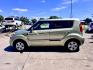 2012 Green /Gray Kia Soul Base (KNDJT2A53C7) with an 1.6L L4 DOHC 16V engine, 5-Speed Automatic transmission, located at 16710 Clay Rd., Houston, TX, 77084, (281) 859-7900, 29.834864, -95.656166 - Low Down. Low Payments. - Photo#5