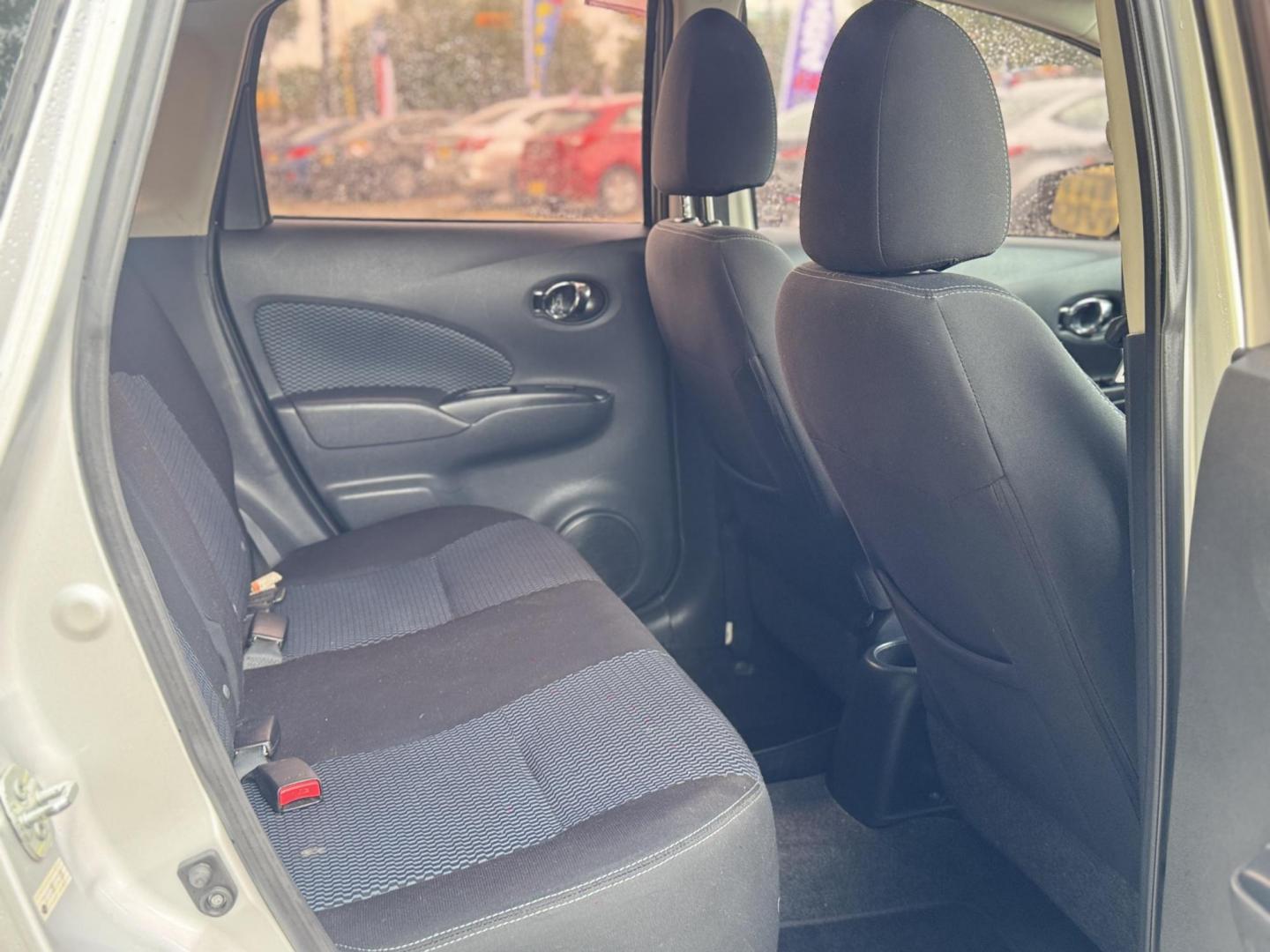 2012 Green /Gray Kia Soul Base (KNDJT2A53C7) with an 1.6L L4 DOHC 16V engine, 5-Speed Automatic transmission, located at 16710 Clay Rd., Houston, TX, 77084, (281) 859-7900, 29.834864, -95.656166 - Low Down. Low Payments. - Photo#9