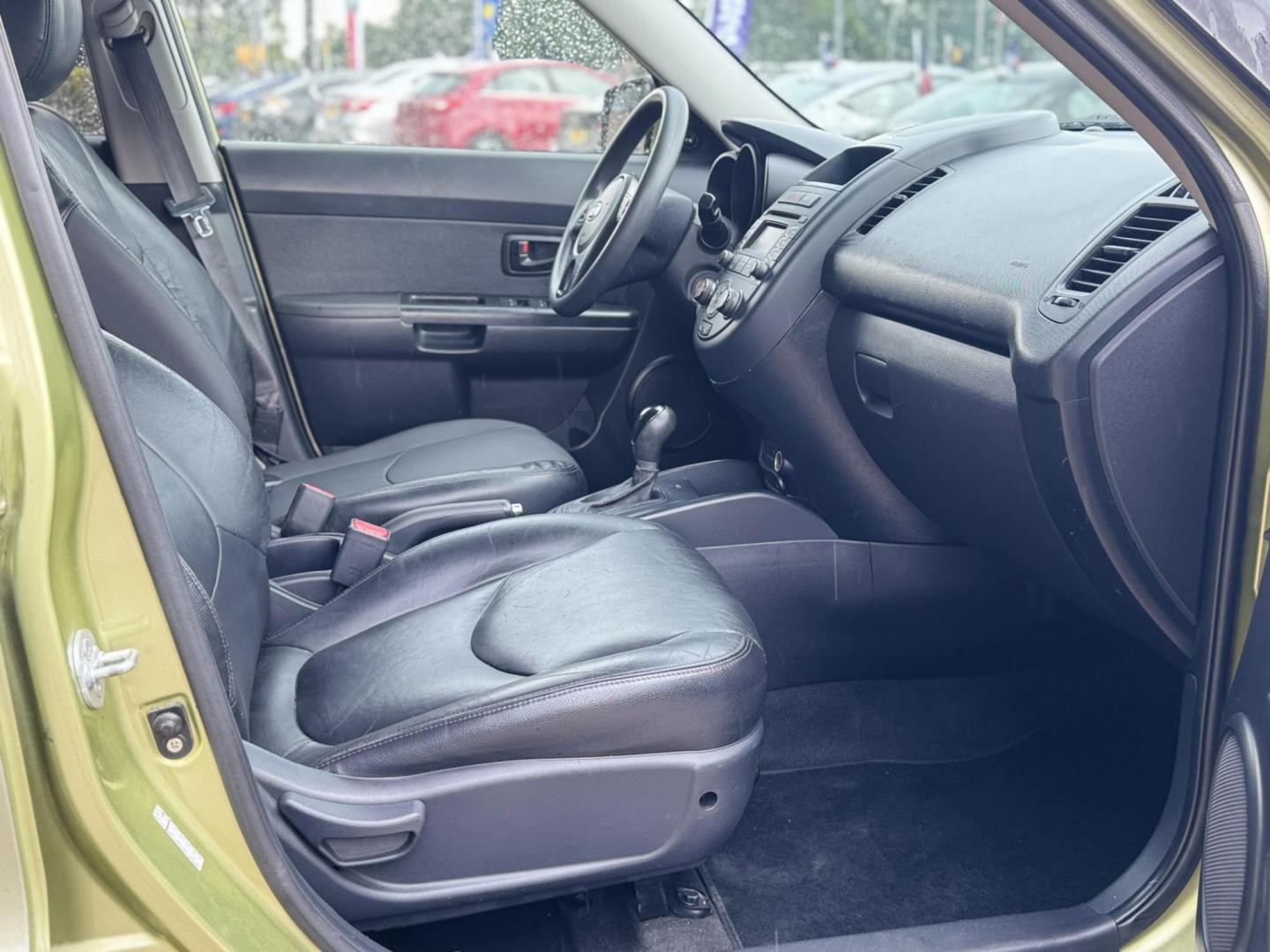 2012 Green /Gray Kia Soul Base (KNDJT2A53C7) with an 1.6L L4 DOHC 16V engine, 5-Speed Automatic transmission, located at 16710 Clay Rd., Houston, TX, 77084, (281) 859-7900, 29.834864, -95.656166 - Low Down. Low Payments. - Photo#13