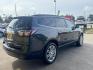 2015 BLACK /Gray Chevrolet Traverse 1LT FWD (1GNKRGKD3FJ) with an 3.6L V6 DOHC 24V engine, 6-Speed Automatic transmission, located at 16710 Clay Rd., Houston, TX, 77084, (281) 859-7900, 29.834864, -95.656166 - Low Down. Low Payments. - Photo#6