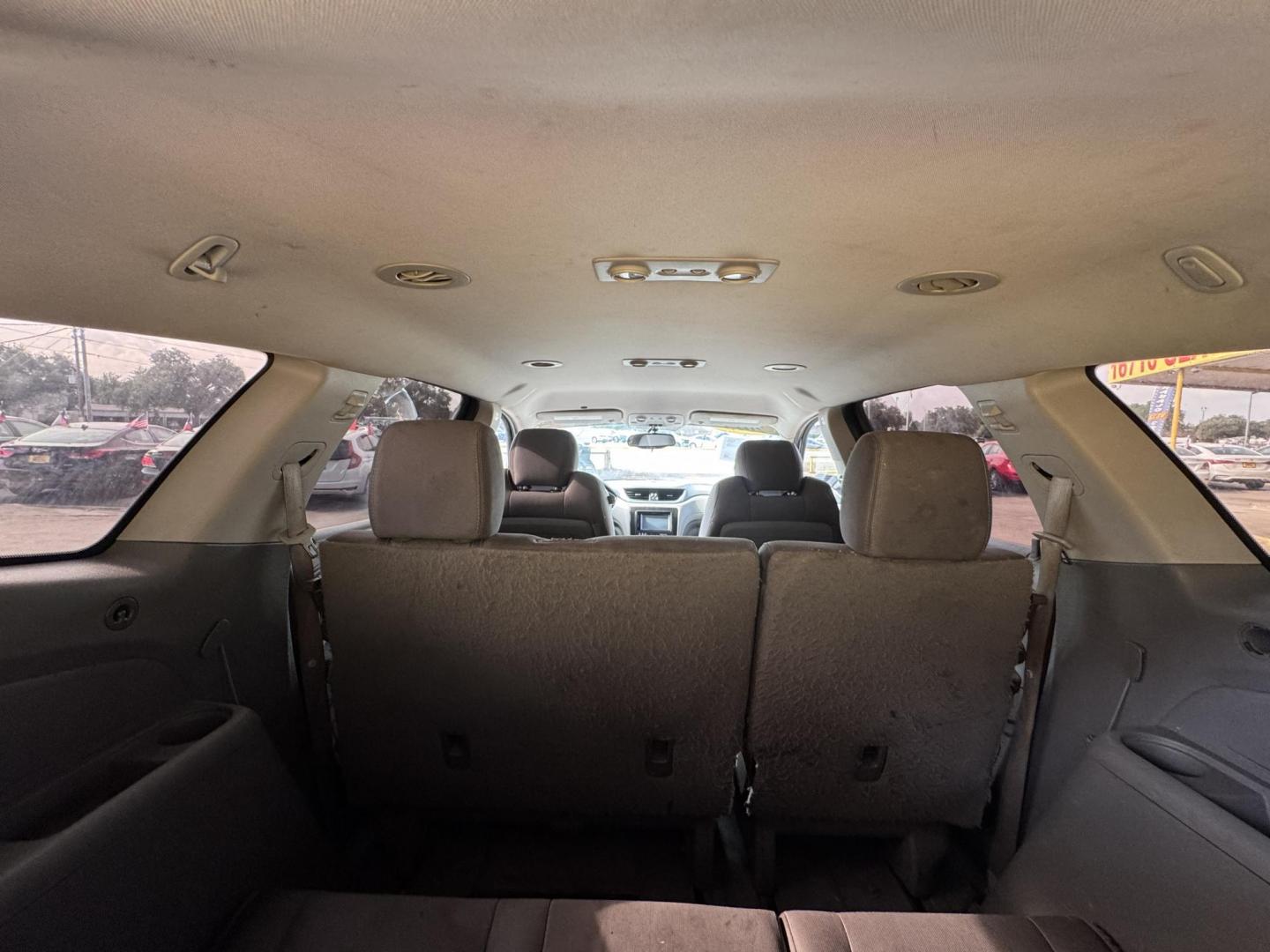 2015 BLACK /Gray Chevrolet Traverse 1LT FWD (1GNKRGKD3FJ) with an 3.6L V6 DOHC 24V engine, 6-Speed Automatic transmission, located at 16710 Clay Rd., Houston, TX, 77084, (281) 859-7900, 29.834864, -95.656166 - Low Down. Low Payments. - Photo#16