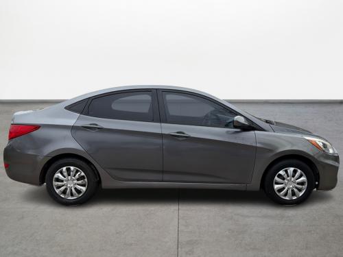 2016 Hyundai Accent SE 4-Door 6A