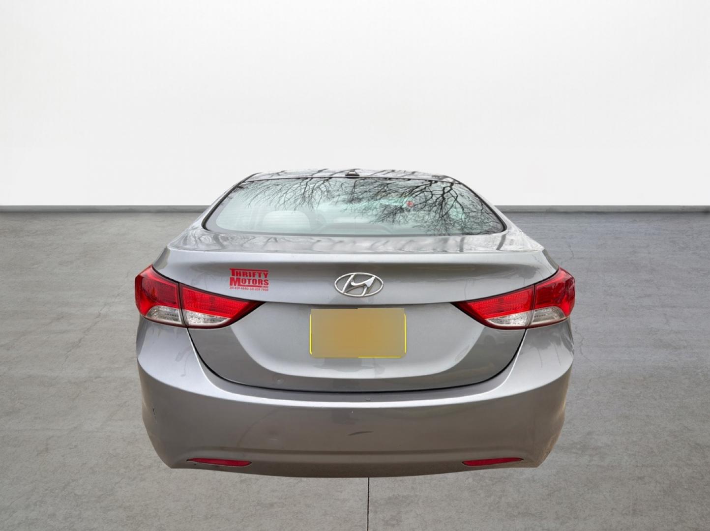 2011 Gray /Gray Hyundai Elantra GLS A/T (KMHDH4AE2BU) with an 1.8L L4 DOHC 16V engine, Automatic 6-Speed transmission, located at 16710 Clay Rd., Houston, TX, 77084, (281) 859-7900, 29.834864, -95.656166 - Low Down. Low Payments. - Photo#5